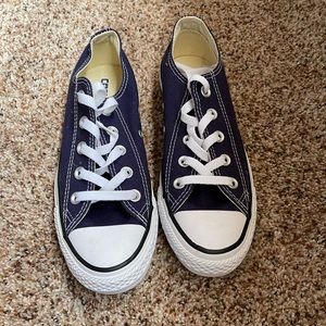 Low top Converse